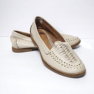 3/$15 Soft Cream/Tan Leather Loafers Flats
